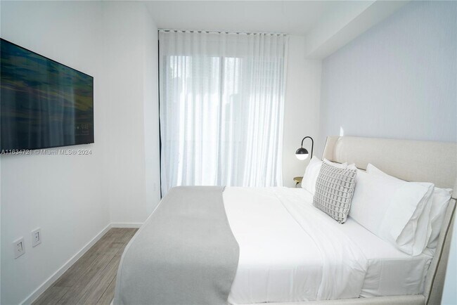 Foto del edificio - 398 NE 5th St