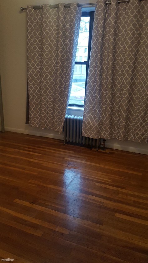 Primary Photo - 2123 27th St