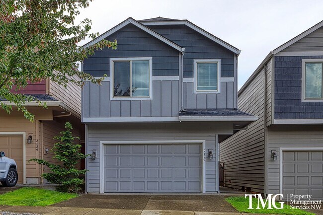 Building Photo - Beautiful Pet Friendly Home w/ 3 Beds and ...