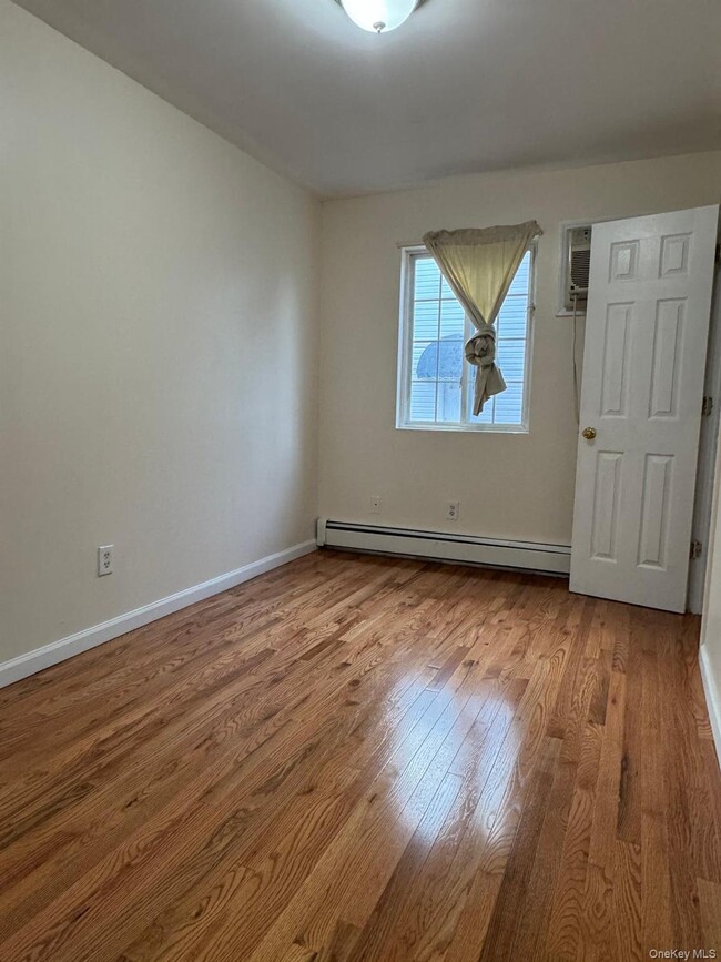 Building Photo - 795 Linwood St