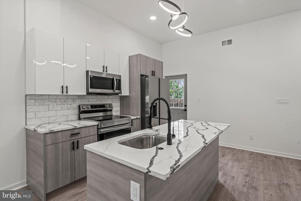 Foto principal - 1823 N Van Pelt St