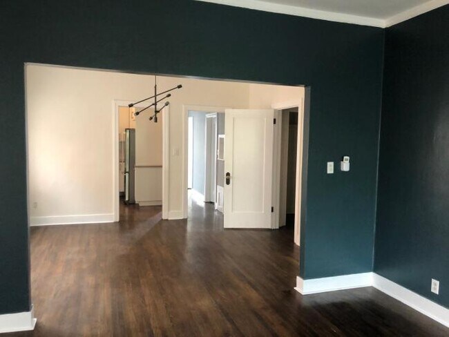 Foto del edificio - 1 bedroom in Los Angeles CA 90038
