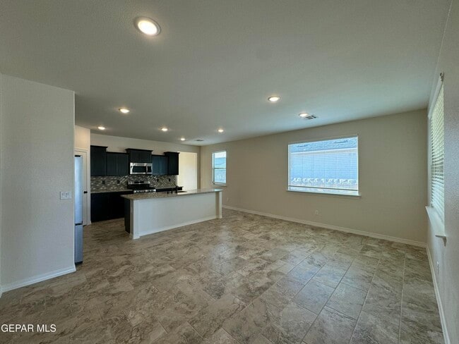 Building Photo - 2809 Mike Price Dr