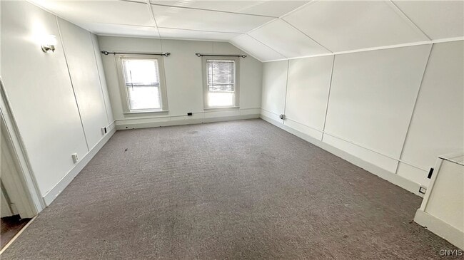 Building Photo - 809 Hamilton St
