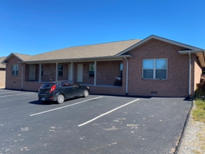 Building Photo - 211 Old Jacksboro Pike