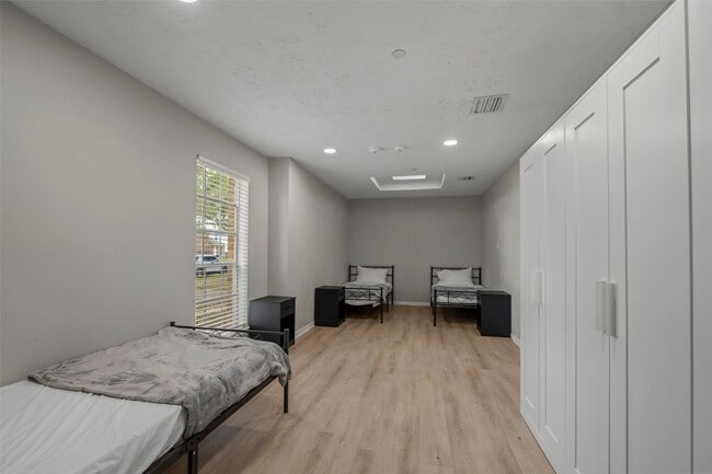 Foto del edificio - 22114 Merrymount Dr