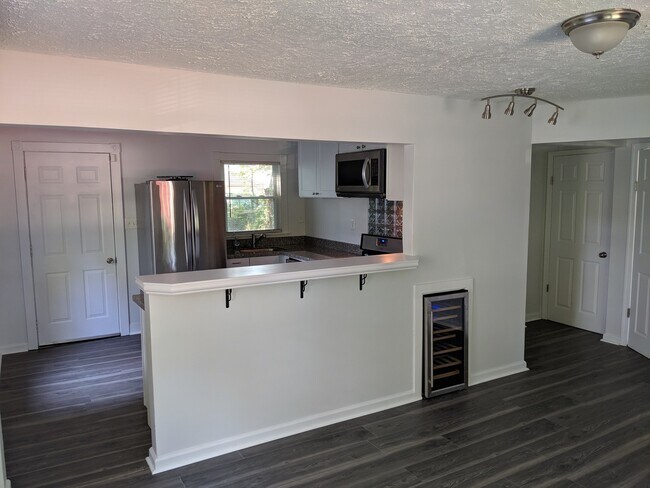 Building Photo - 45 Ireland Street, Hampton, VA 23663