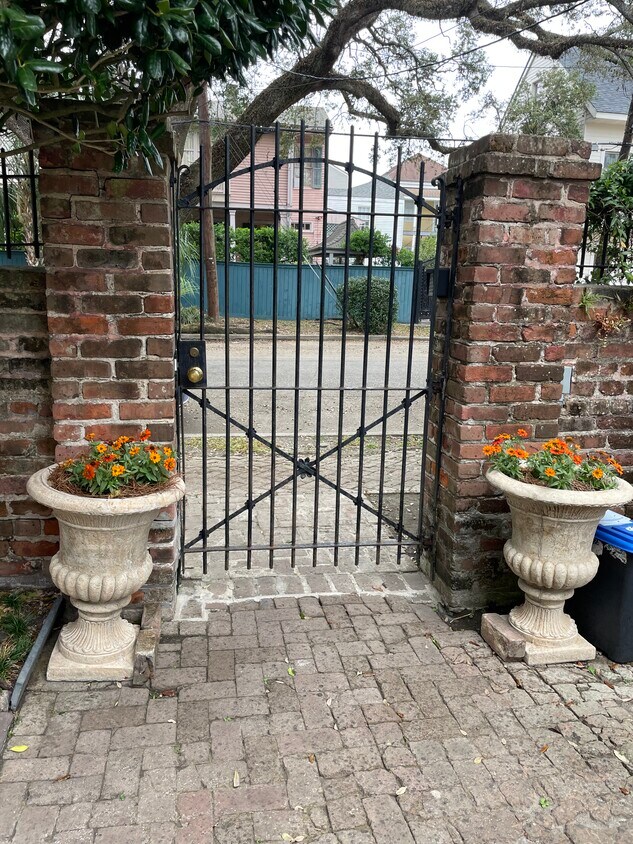 2016 Brainard St, New Orleans, LA 70113 House Rental in New Orleans