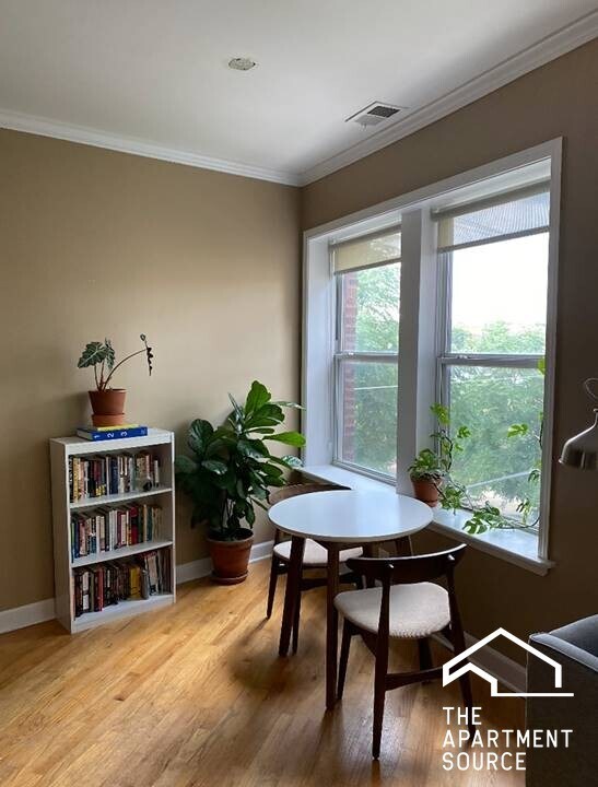 Foto del edificio - 1623 W Wallen Ave