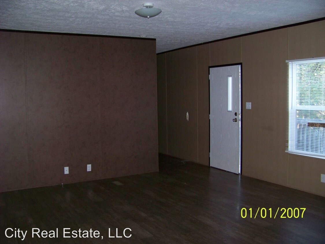 Building Photo - 28 Stradley Mountain Rd