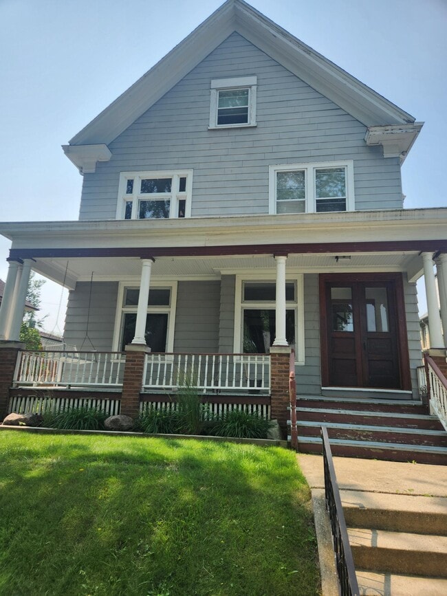 Building Photo - 4437 N Murray Ave