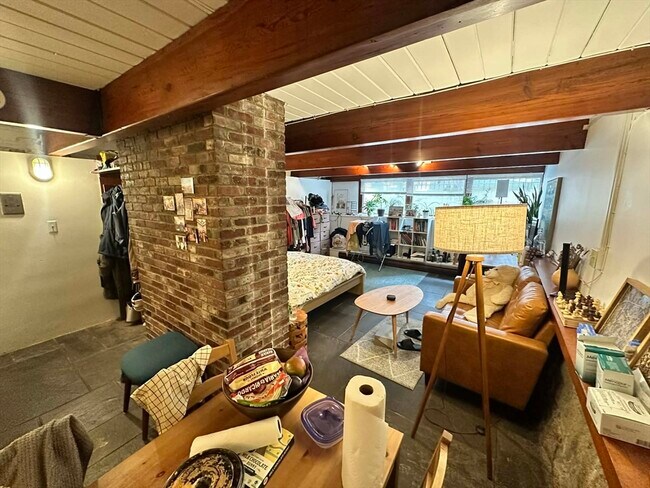 Foto del edificio - 77 Joy St