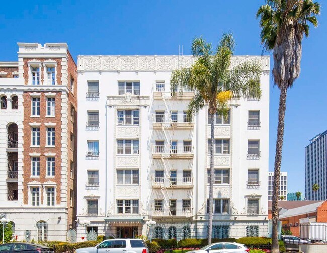 The Versailles 620 S St Andrews Pl Los Angeles, CA Apartments for
