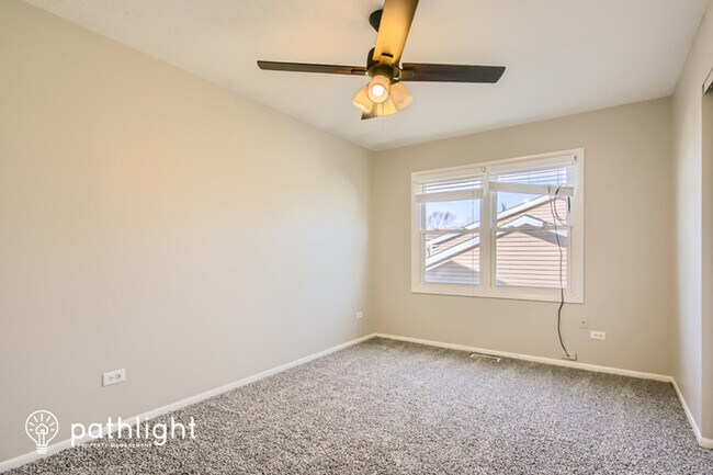 Foto del edificio - 7342 W Woodlawn Dr, Frankfort, IL, 60423
