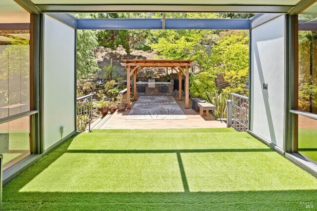 Foto del edificio - 100 Wimbledon Way