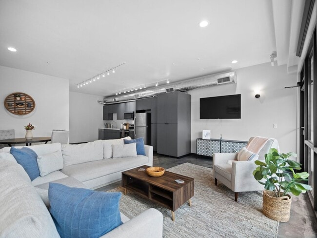Foto del edificio - 3003 E 30th Ave