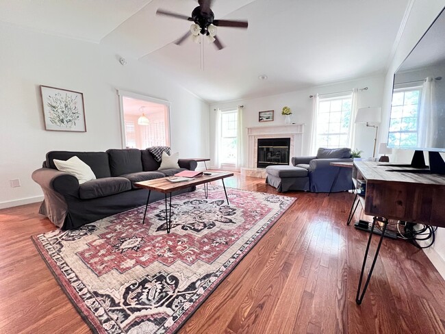 Photo - 13309 Little Elm Rd House