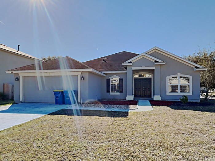 Large Home in Oceanway!! Ready to Move In. House for Rent in