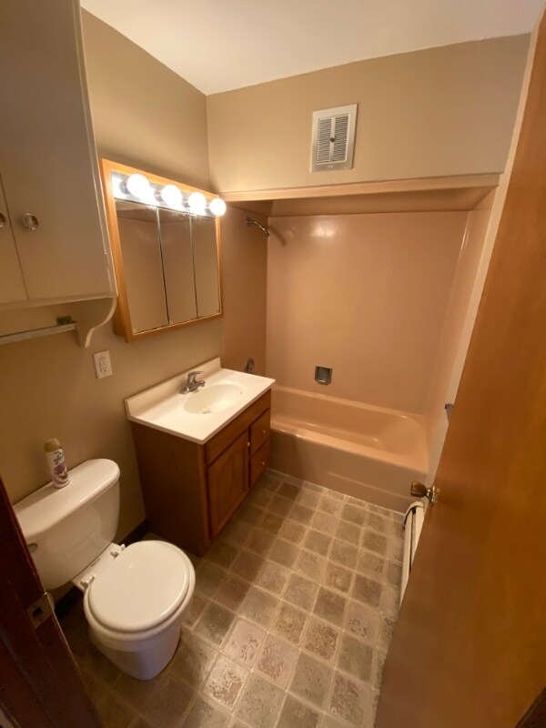 Foto del edificio - 415 Merriam Ave S
