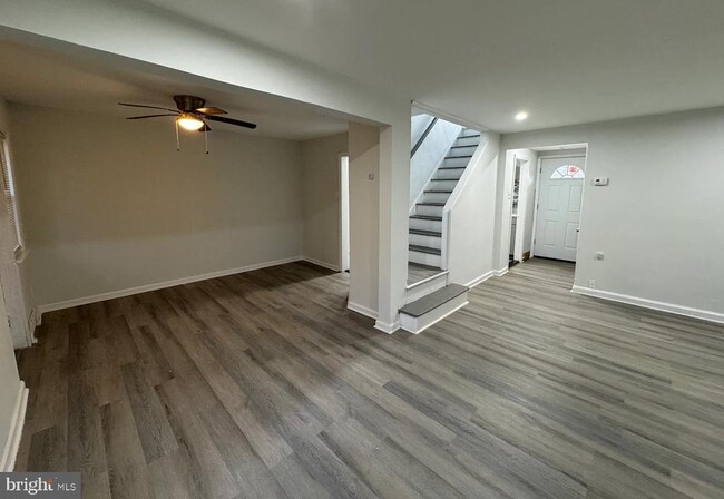 Foto del edificio - 2630 McCarey St