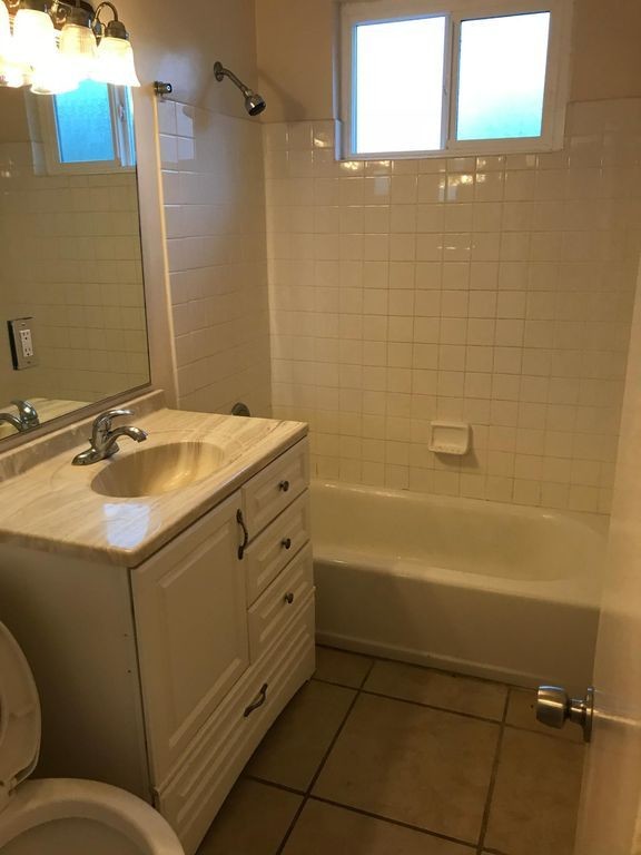 Building Photo - 753 W Chase Ave, El Cajon, CA 92020