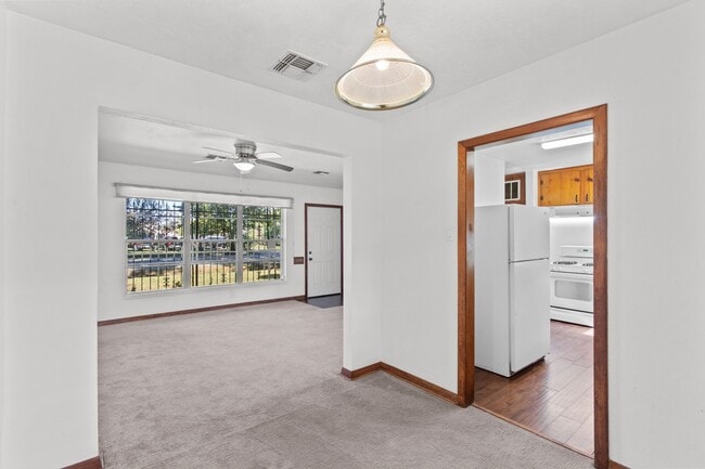 Foto del edificio - 241 W Rittenhouse St