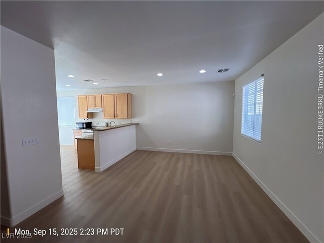 Building Photo - 9814 W Overlook Ridge Ave