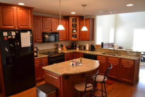 Building Photo - 401 Longwood Place