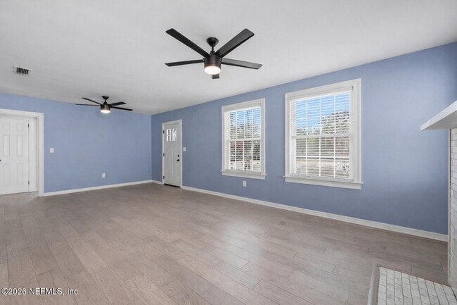 Building Photo - 2741 Hendricks Ave