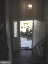 Building Photo - 9713 Klimt Ct