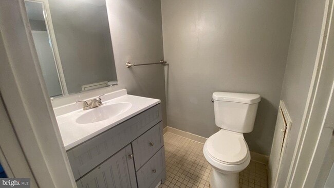 Building Photo - 9635 White Acre Rd