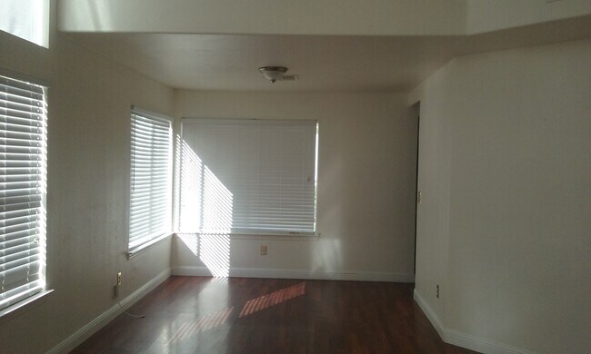 Foto del edificio - Charming 4Bd. 2.5Bth Single Family Home in South Pointe Community!