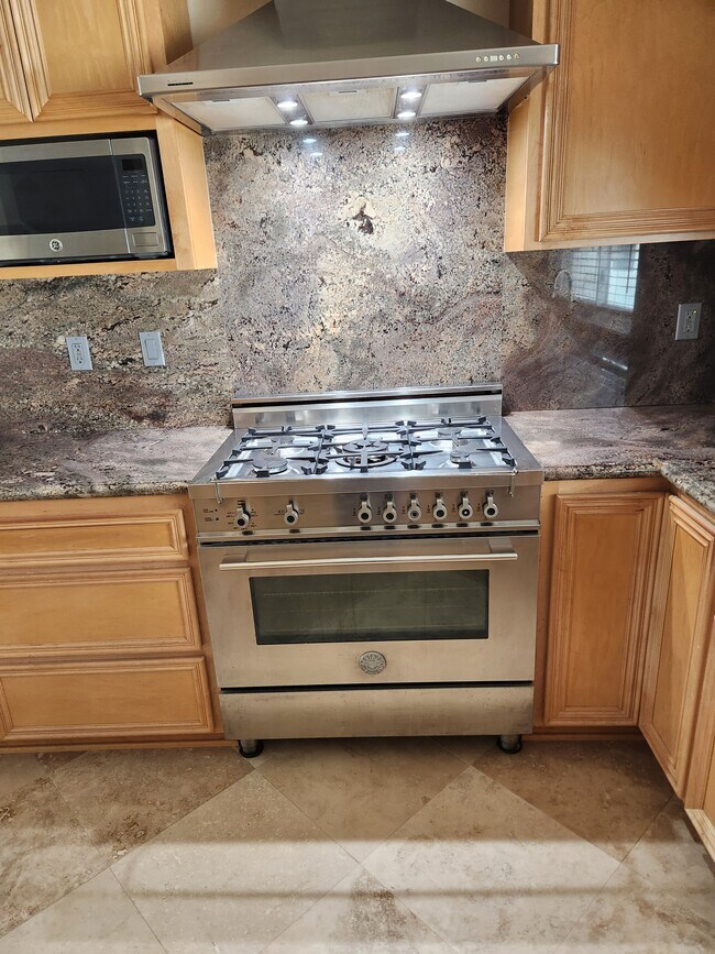 Foto del edificio - 4754 La Villa Marina