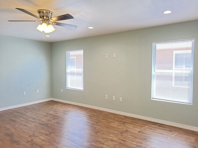 Foto del edificio - rf2616