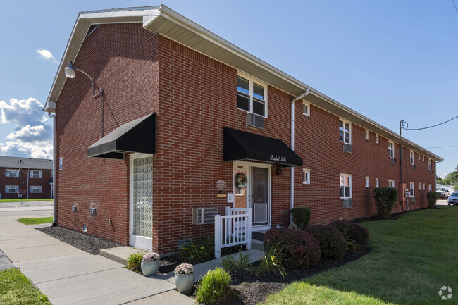 Rossford Hills Apartments