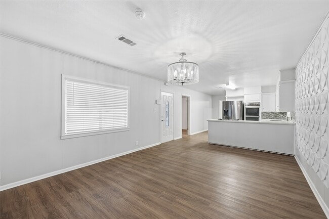 Foto del edificio - 1621 Richmond Ave