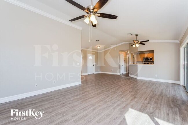 Foto del edificio - 109 NW 18th Pl