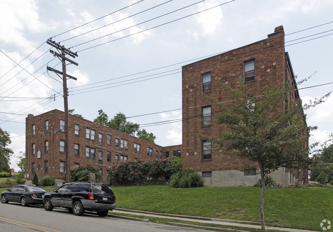 725 Greenwood Avenue - Greenwood Apartments