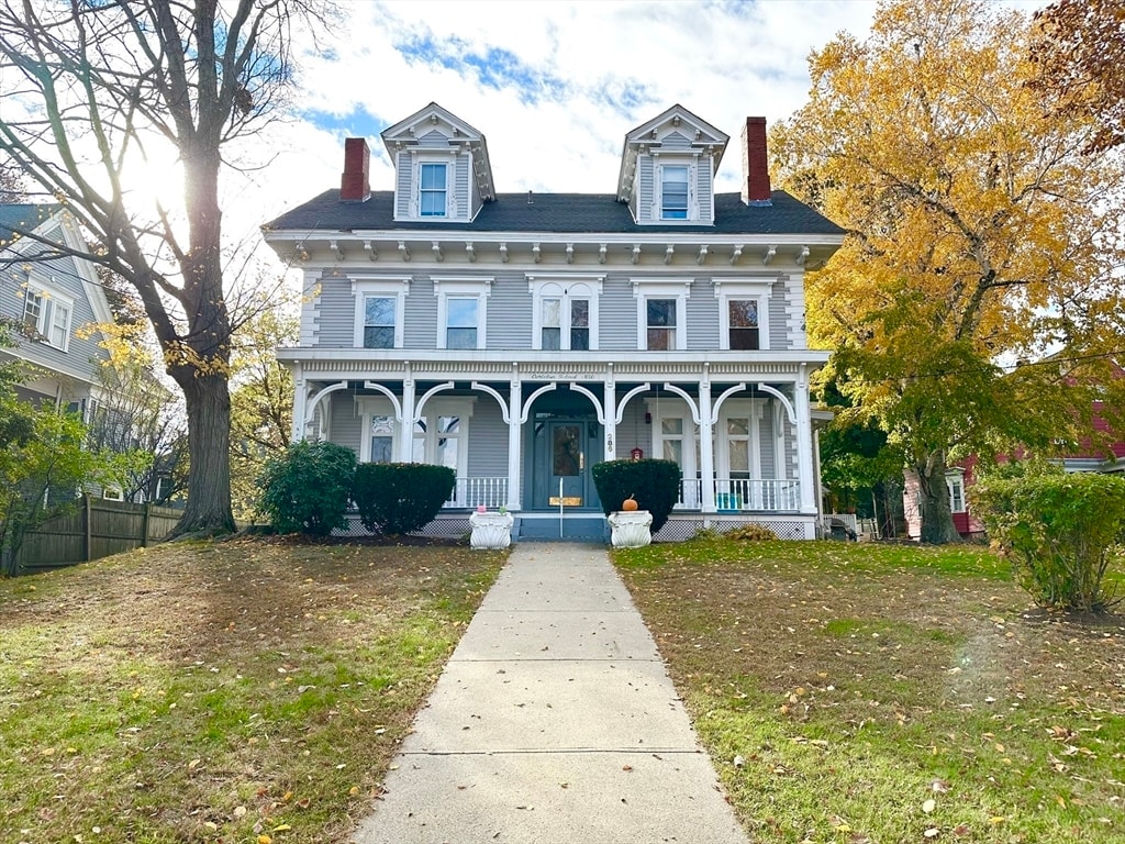 Primary Photo - 286 S Main St