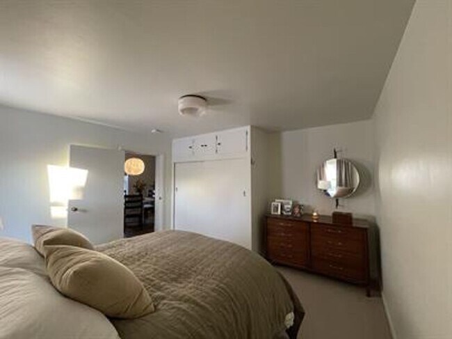 Foto del edificio - Beautiful remodeled 2 bedroom, 1 bath hous...