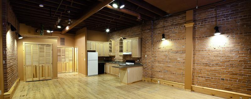 Primary Photo - 111 N Michigan Ave