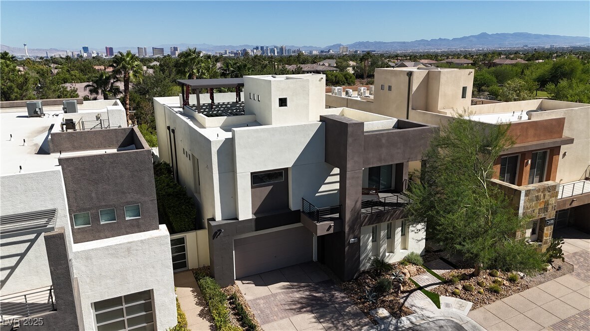 Primary Photo - 2680 Mystere Ct