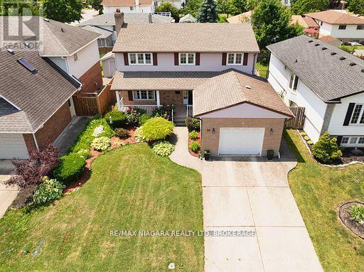 Primary Photo - 26 Crestcombe Rd