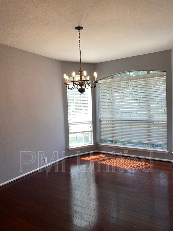 Foto del edificio - 13325 Vista Glen Ln