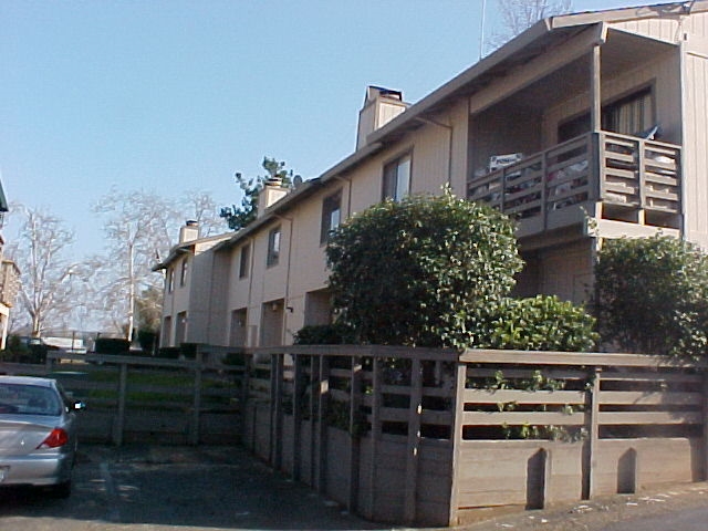 Foto del edificio - Orangevale Plaza Townhomes