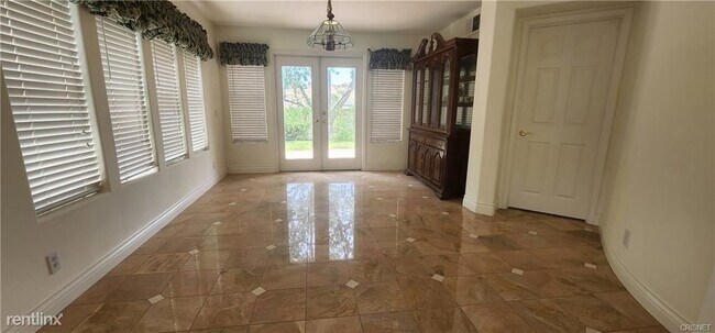 Building Photo - 4 br, 3 bath House - 23813 Valley Oak Ct