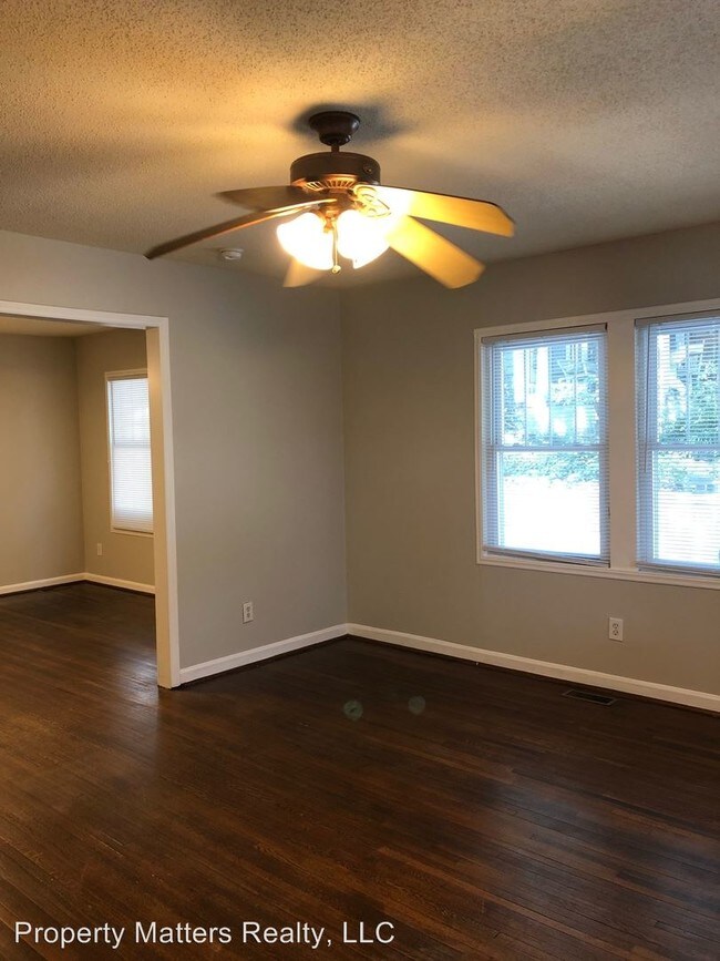 Foto del edificio - 3 br, 2 bath House - 205 W. 4th Avenue