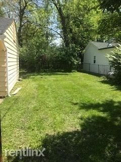 Building Photo - 3 br, 1.5 bath House - 1559 Holmden Rd
