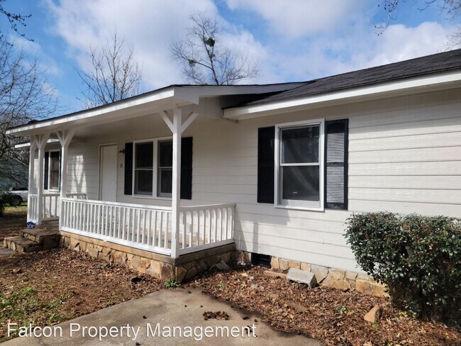Foto del edificio - 4 br, 2 bath House - 15 Greenview Drive