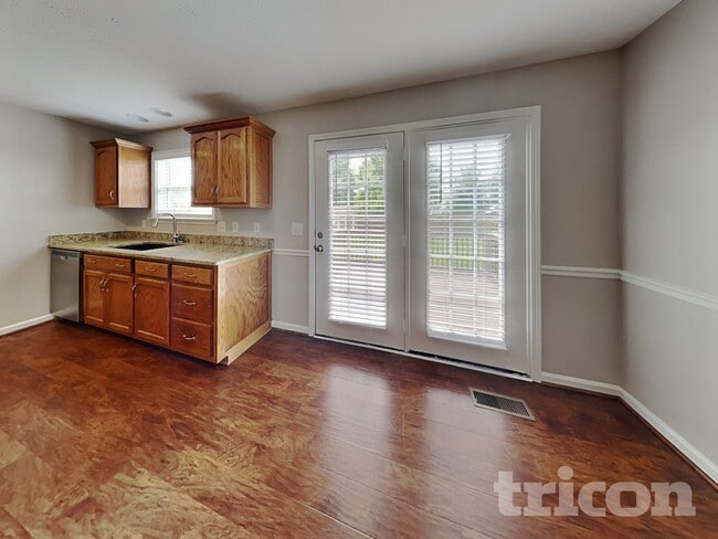 Foto del edificio - 1621 Robert Rd